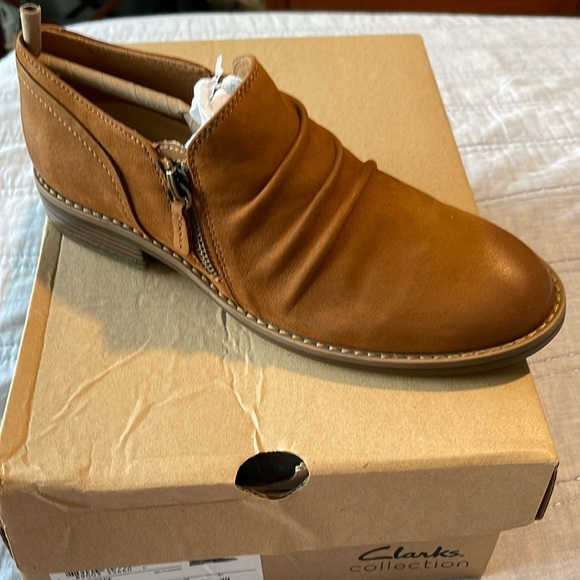 Clark Collection Booties - Picture 1 of 8